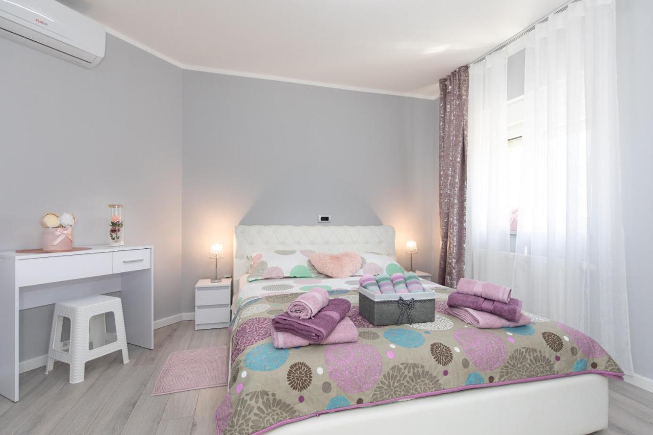 Apartment Odore Di Mare With Beautiful Garden Veglia Exterior foto
