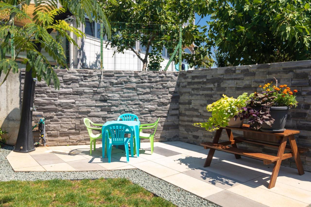 Apartment Odore Di Mare With Beautiful Garden Veglia Exterior foto